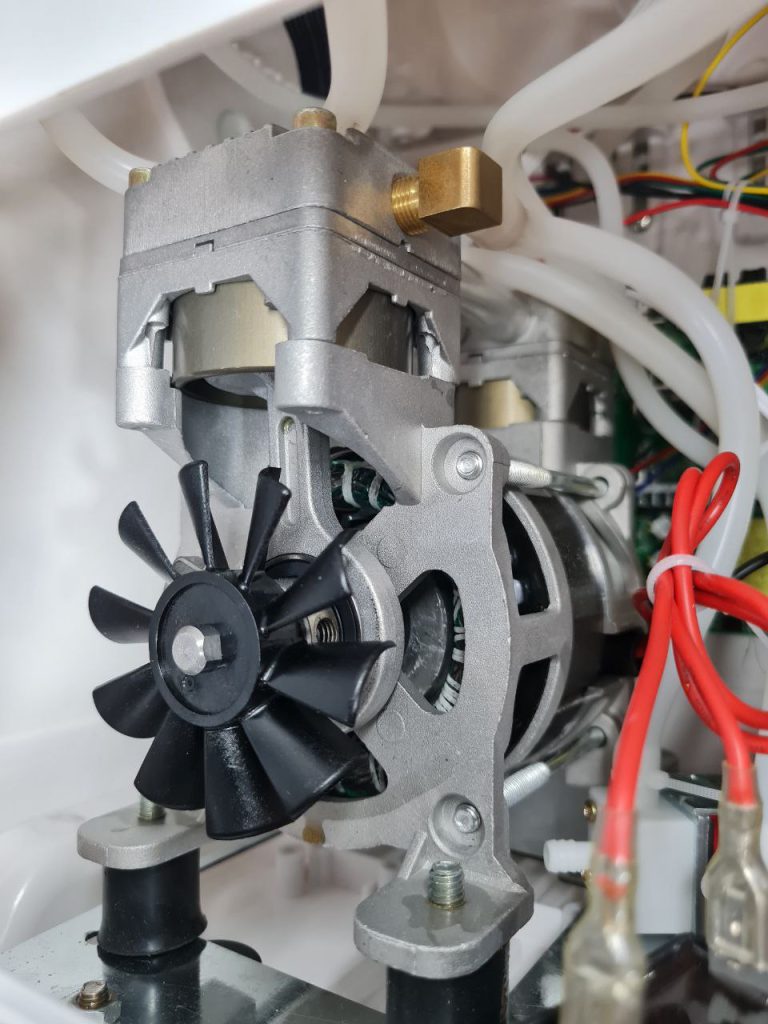 عکس موتور دستگاه هیدروفیشیال 7 کاره نیوفیس موتور سنگین (آکواجت) با گارانتی کتبی یکساله